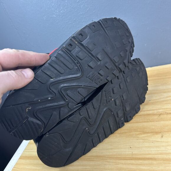 Nike Air Max 90 Sneakers Black Red CT3622-991 Women's Size 9 - Picture 8 of 9